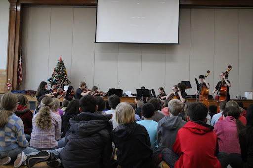 FSHS Orchestra Spreads Holiday Cheer