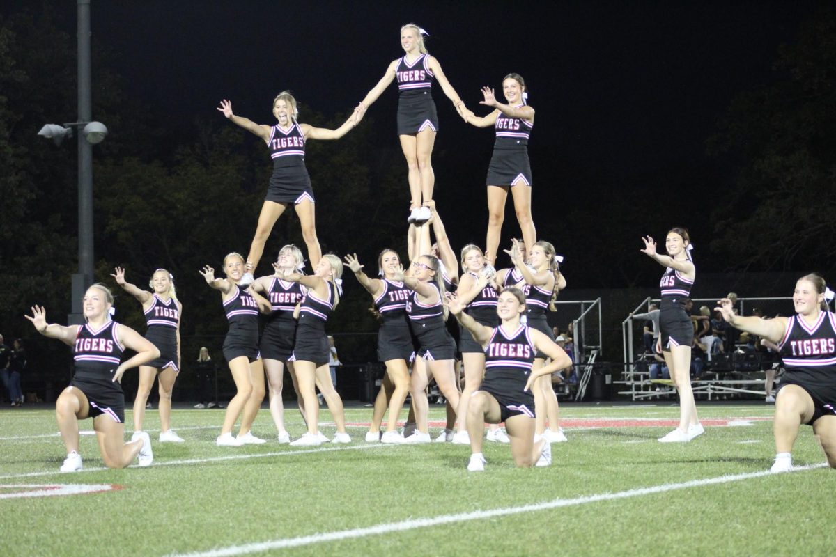 Cheer & Dance Team Tryouts Set for Upcoming Season